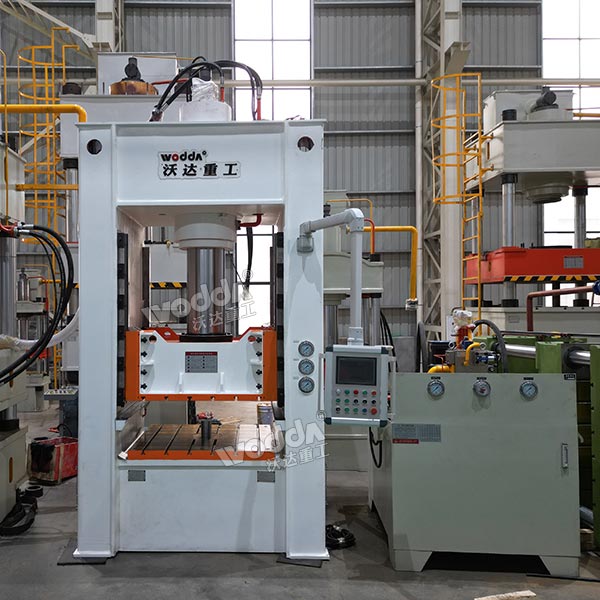 315噸框架式液壓機(jī)：穩(wěn)定高效，助力企業(yè)降本增效