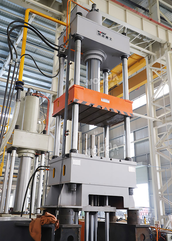 200噸拉伸液壓機(jī) 200噸拉伸液壓機(jī)