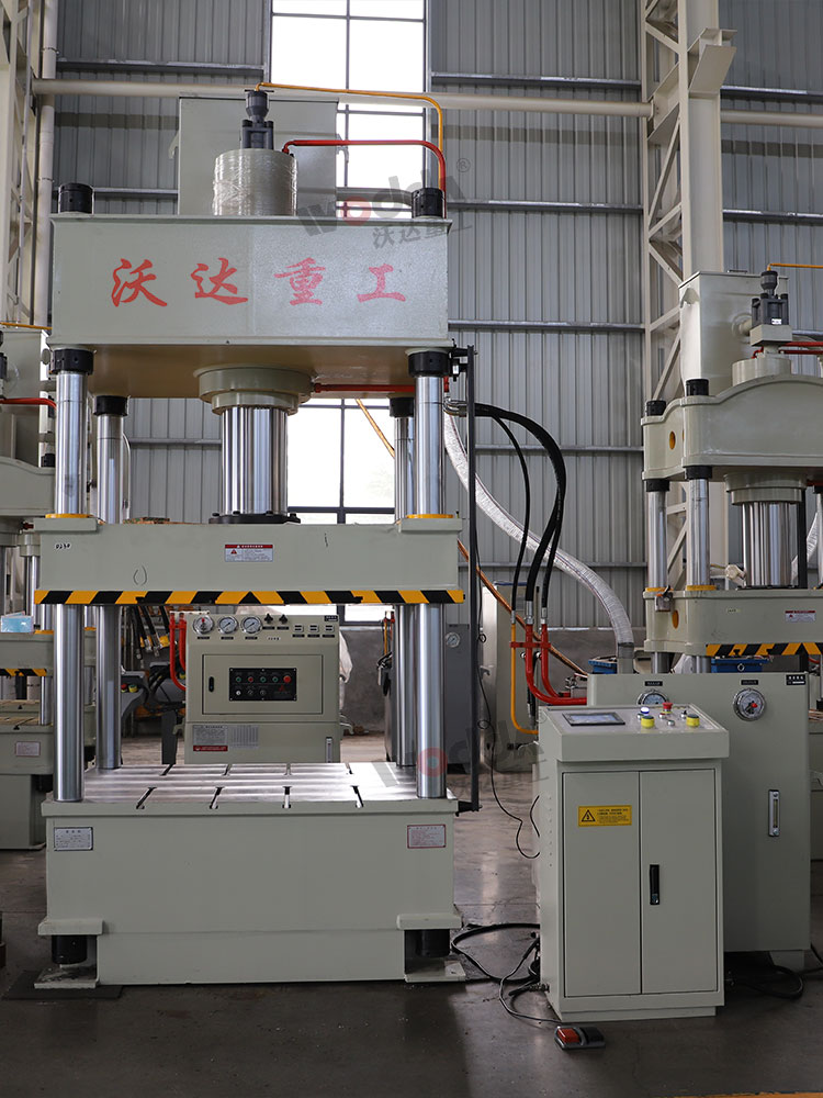 大臺(tái)面200噸三梁四柱液壓機(jī) 大臺(tái)面200噸三梁四柱液壓機(jī)